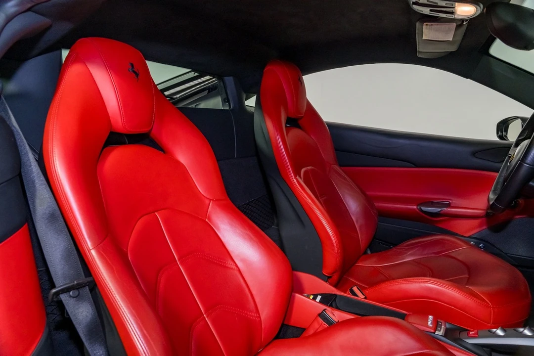 2017 Ferrari 488 GTB - Image 27 of 31