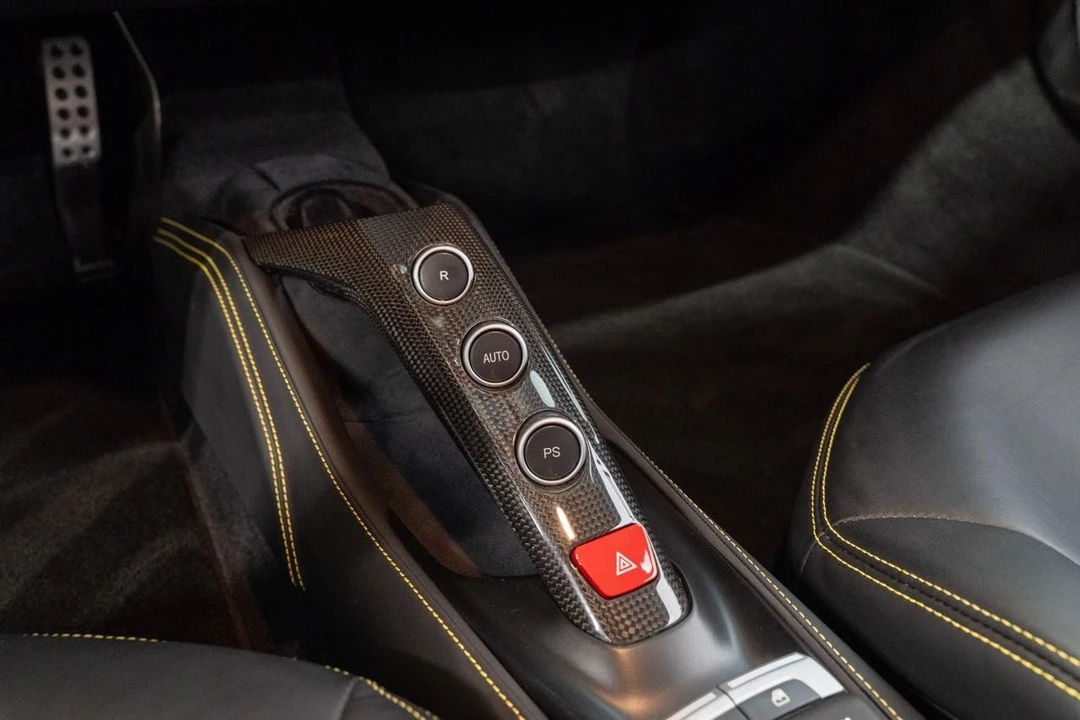 2017 Ferrari 488 GTB - Image 5 of 21