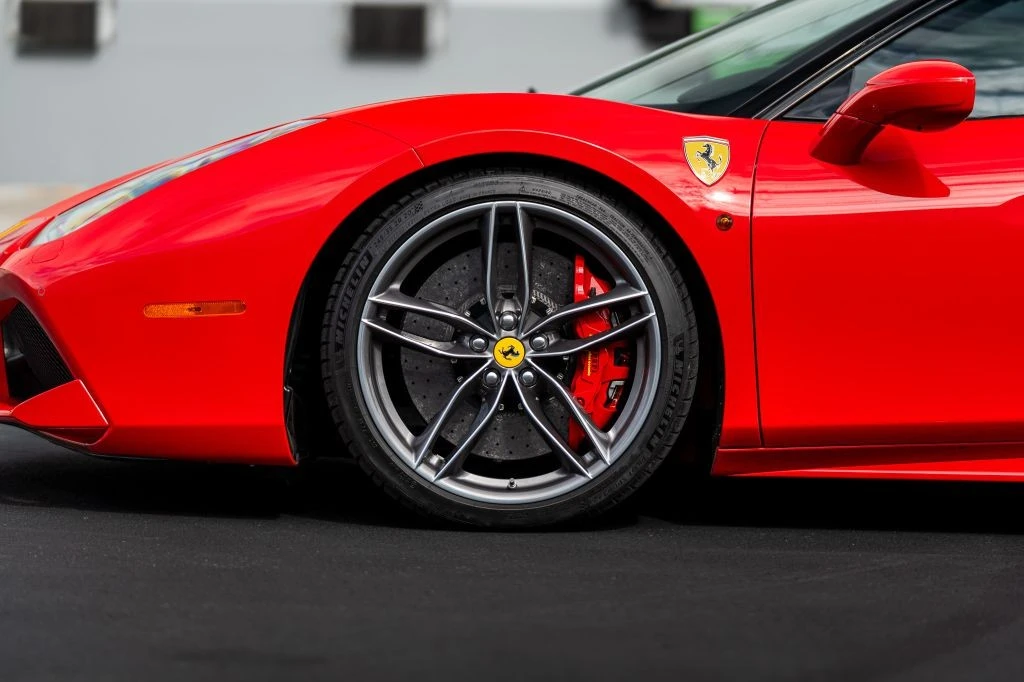 2017 Ferrari 488 GTB - Image 11 of 31