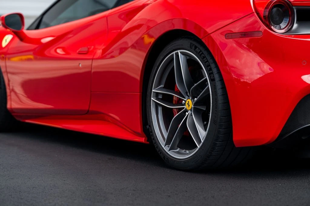 2017 Ferrari 488 GTB - Image 21 of 31