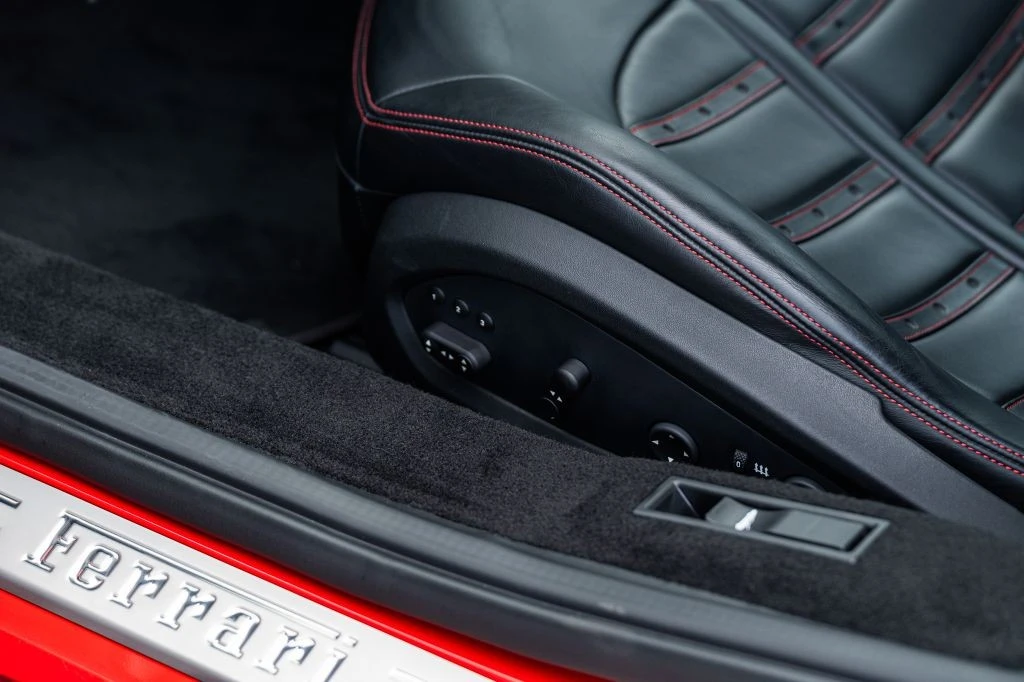 2017 Ferrari 488 GTB - Image 29 of 31