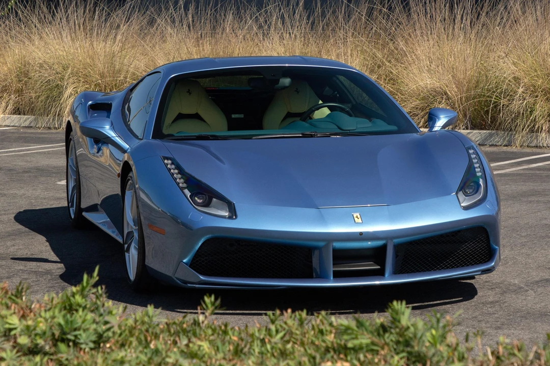 2017 Ferrari 488 GTB - Image 2 of 31