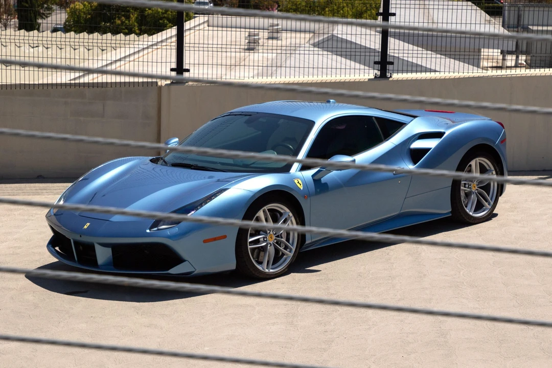 2017 Ferrari 488 GTB - Image 8 of 31