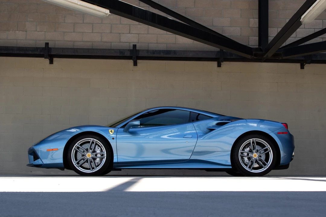 2017 Ferrari 488 GTB - Image 12 of 31