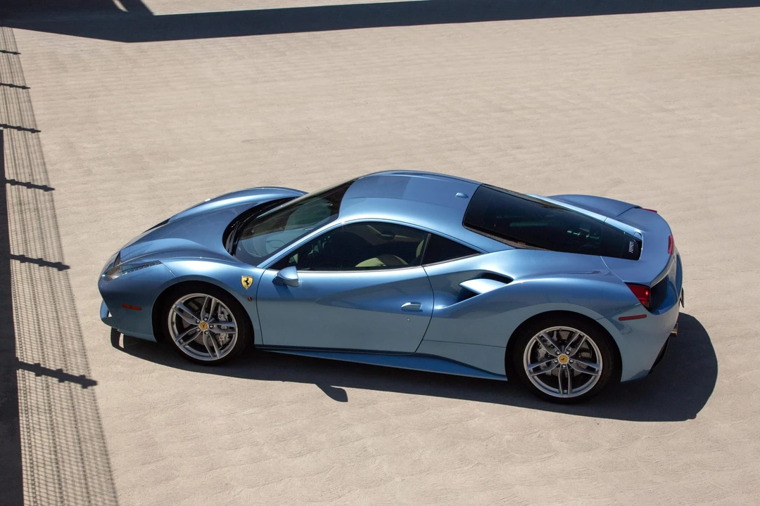 2017 Ferrari 488 GTB - Image 14 of 31