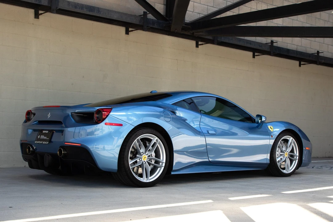 2017 Ferrari 488 GTB - Image 21 of 31