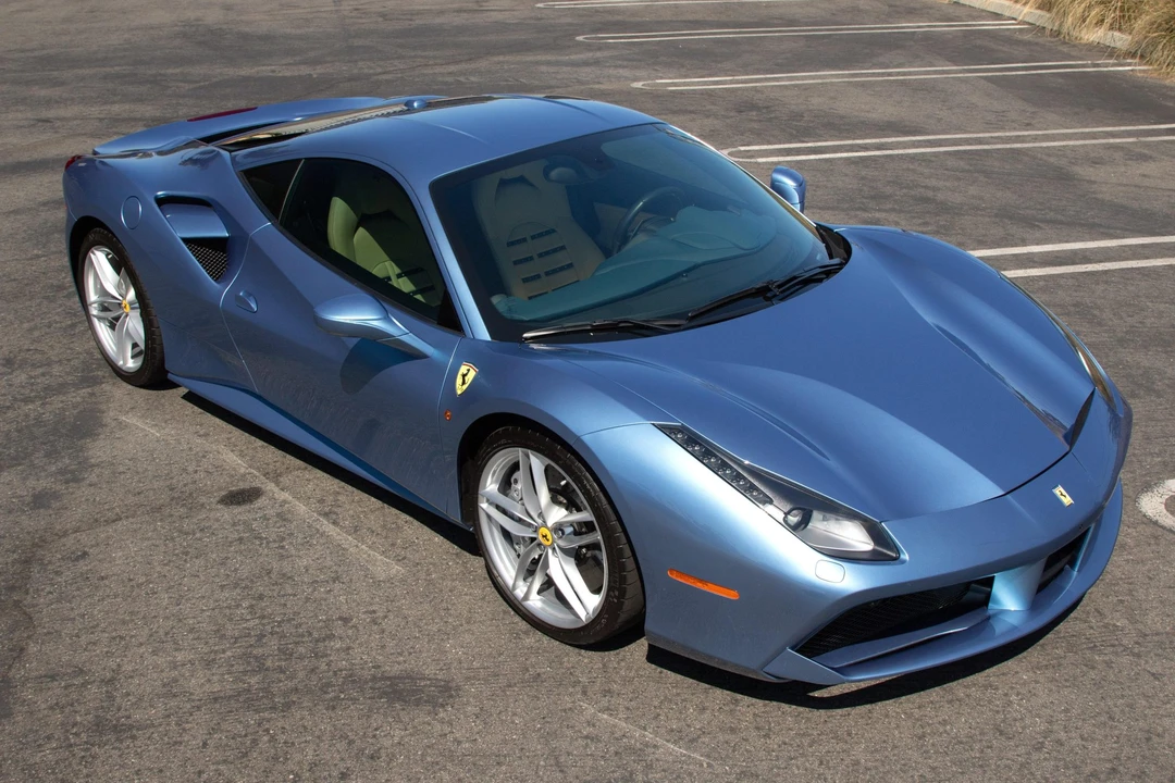 2017 Ferrari 488 GTB - Image 25 of 31