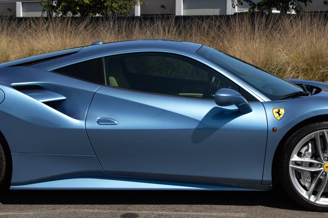 2017 Ferrari 488 GTB - Image 30 of 31