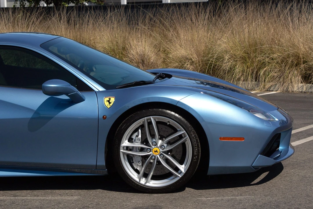 2017 Ferrari 488 GTB - Image 31 of 31