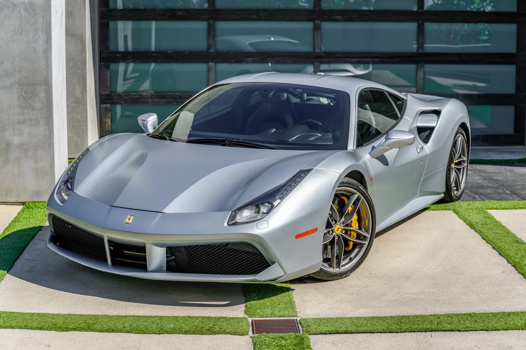 2017 Ferrari 488 GTB - Image 3 of 31