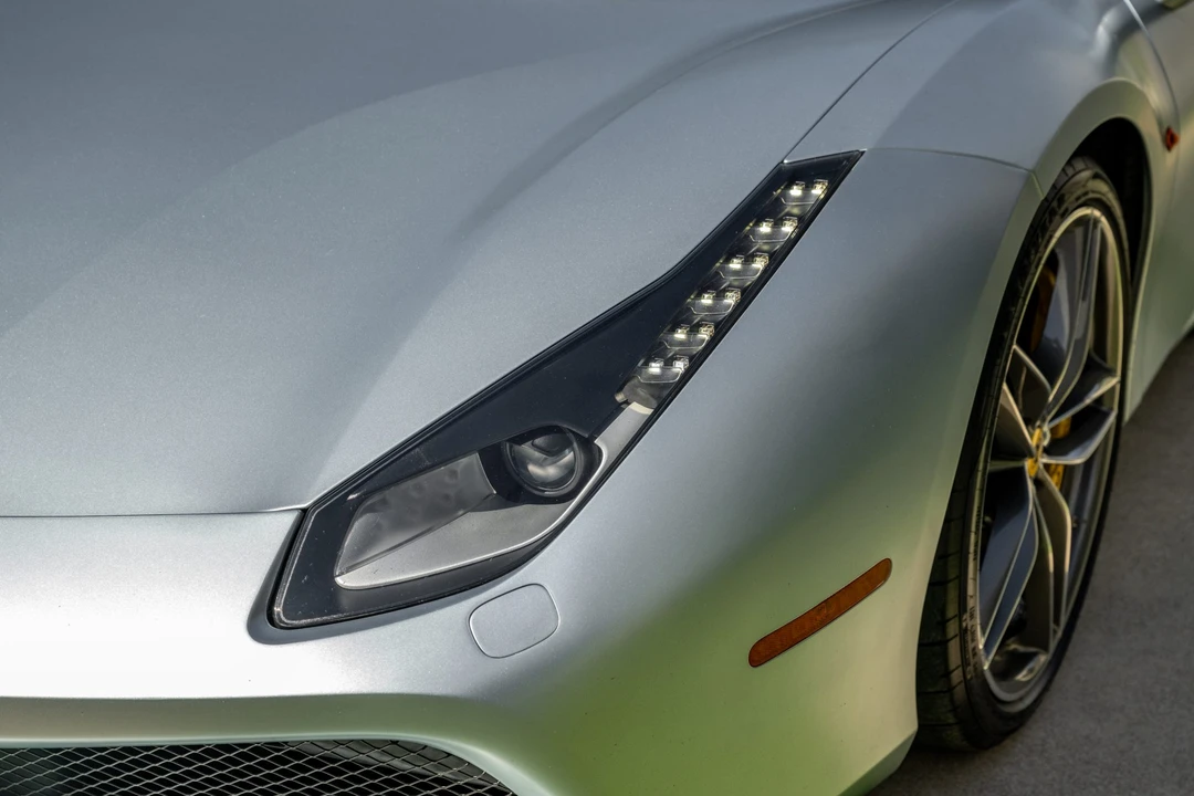 2017 Ferrari 488 GTB - Image 15 of 31