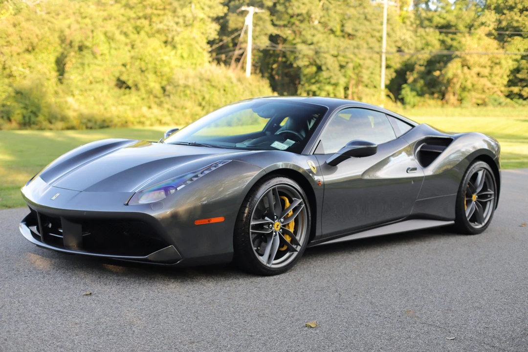 2017 Ferrari 488 GTB - Image 2 of 31
