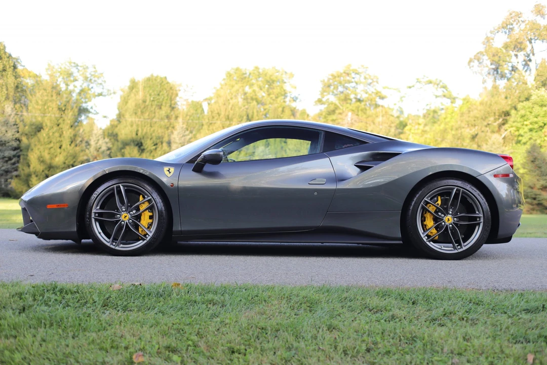 2017 Ferrari 488 GTB - Image 5 of 31