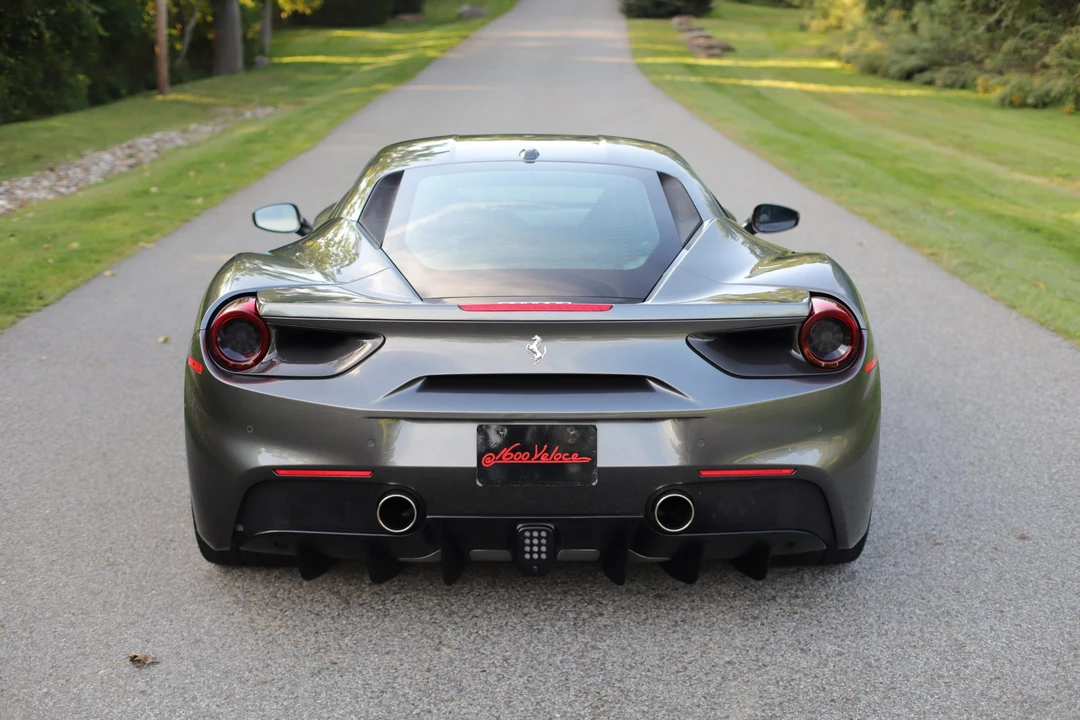 2017 Ferrari 488 GTB - Image 9 of 31