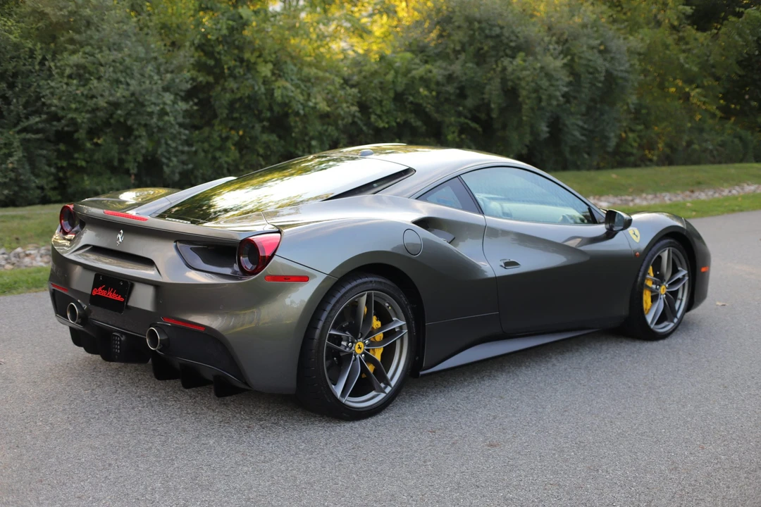 2017 Ferrari 488 GTB - Image 12 of 31