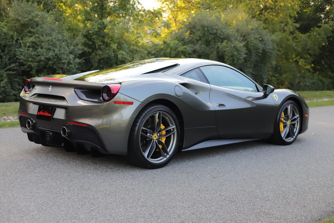 2017 Ferrari 488 GTB - Image 13 of 31