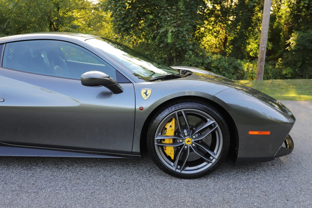 2017 Ferrari 488 GTB - Image 25 of 31
