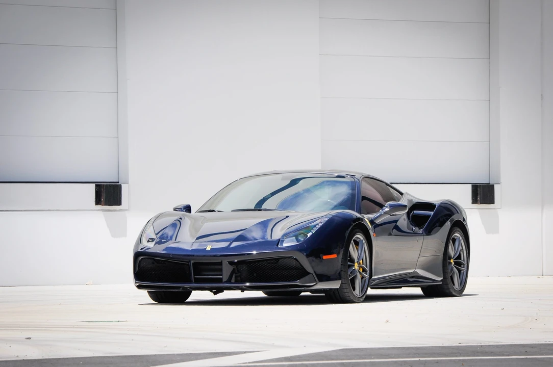 2017 Ferrari 488 GTB - Image 3 of 31