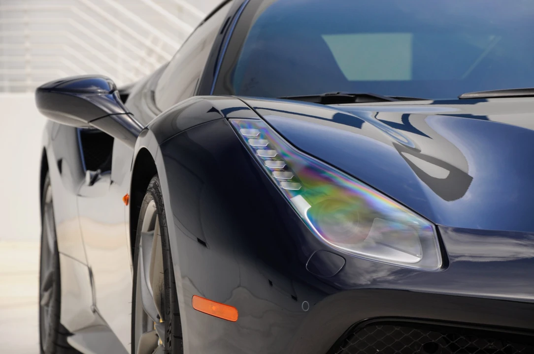 2017 Ferrari 488 GTB - Image 14 of 31