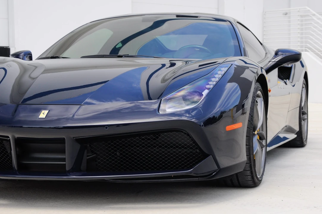 2017 Ferrari 488 GTB - Image 28 of 31