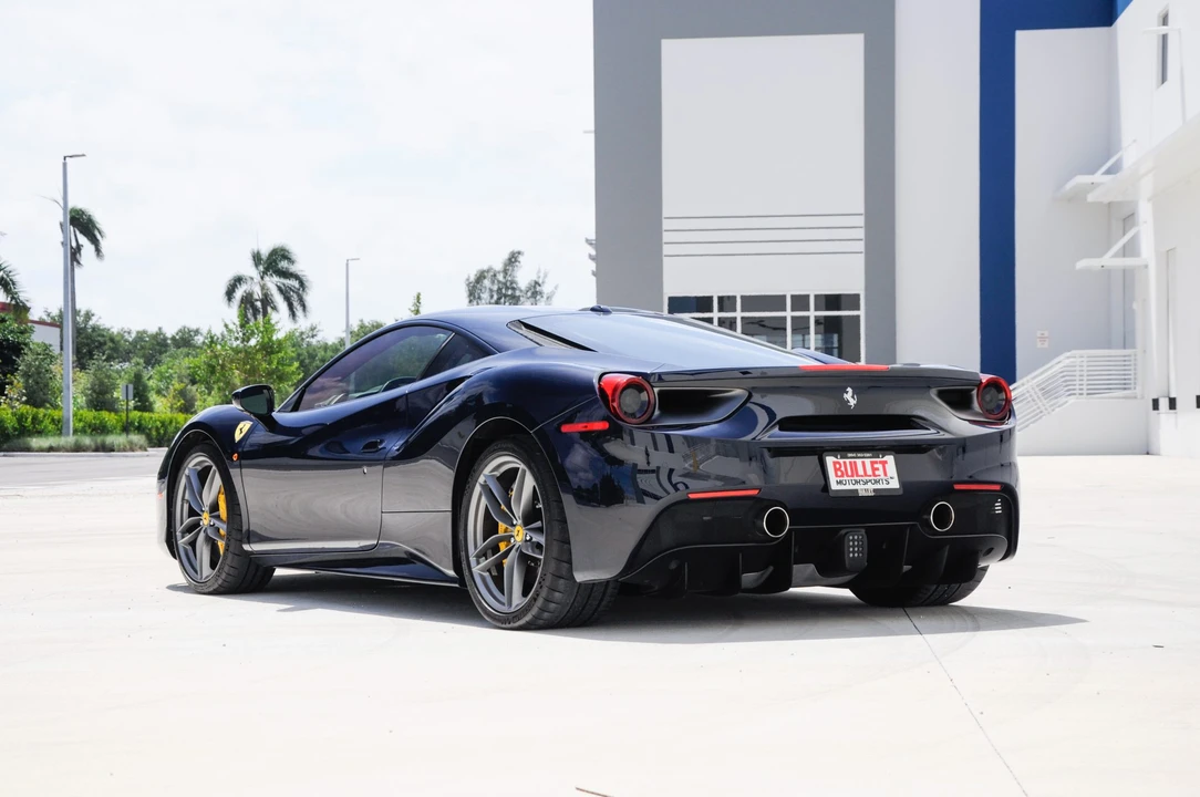 2017 Ferrari 488 GTB - Image 6 of 31