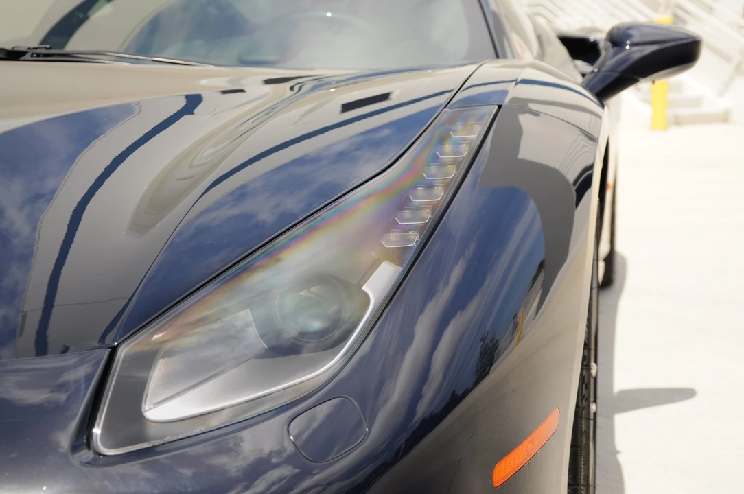 2017 Ferrari 488 GTB - Image 29 of 31