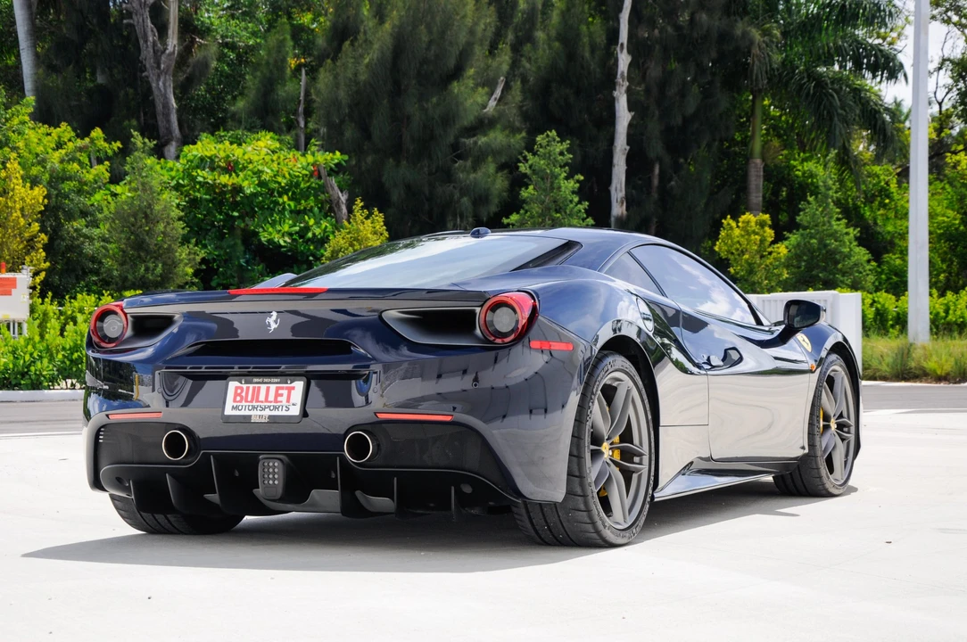 2017 Ferrari 488 GTB - Image 8 of 31