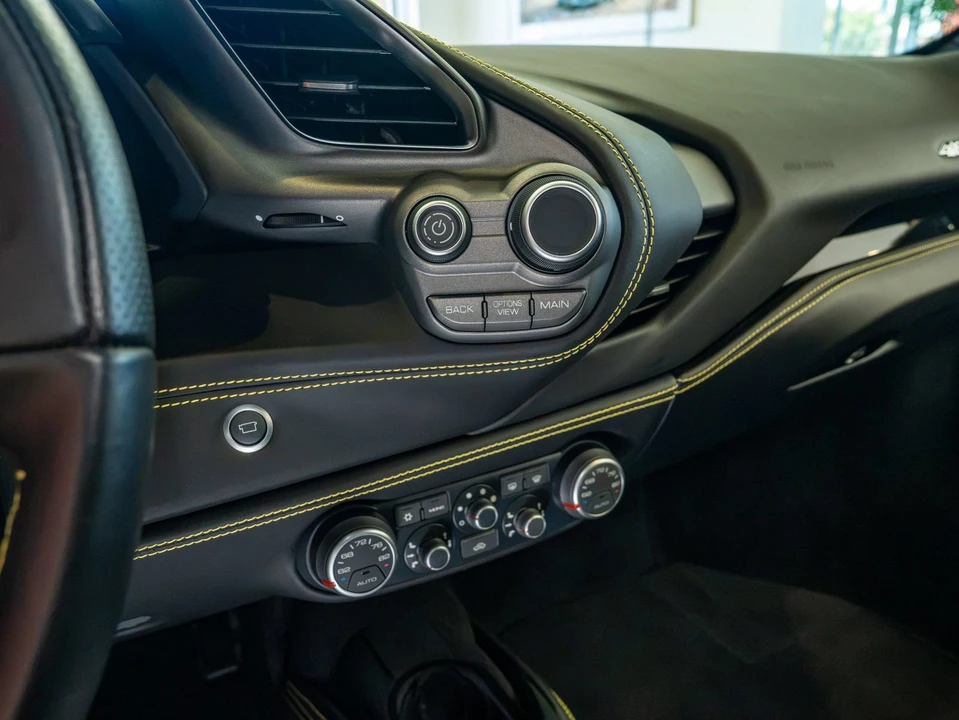 2017 Ferrari 488 GTB - Image 14 of 26