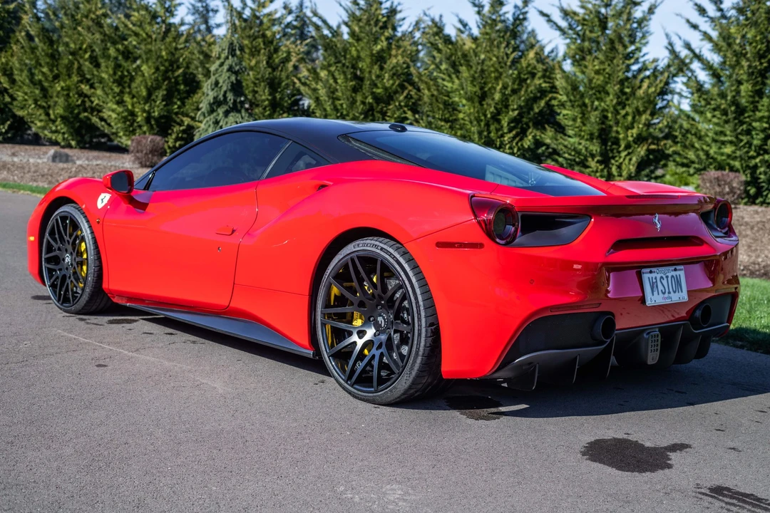 2017 Ferrari 488 GTB - Image 4 of 31