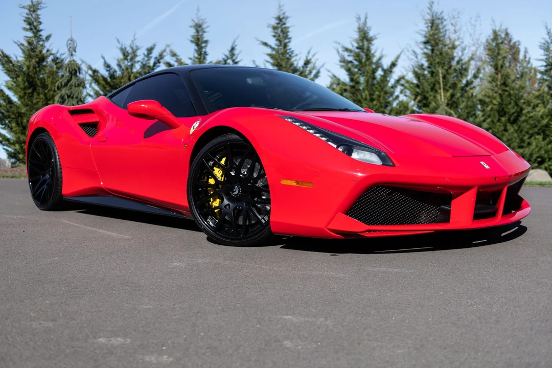 2017 Ferrari 488 GTB - Image 10 of 31