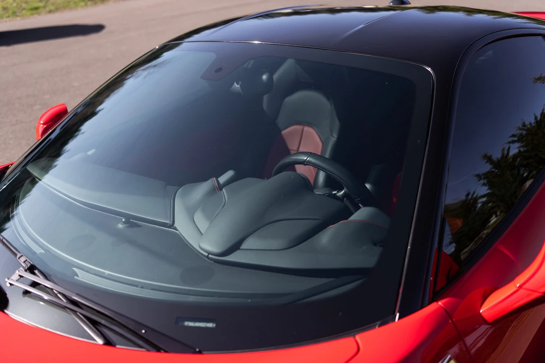 2017 Ferrari 488 GTB - Image 21 of 31