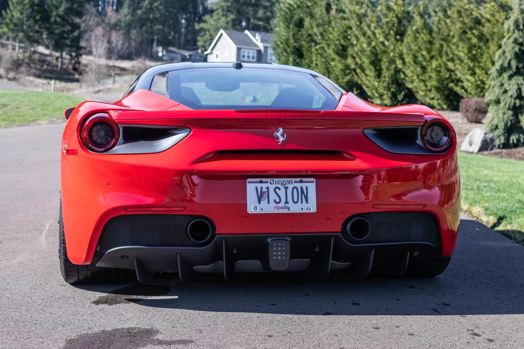 2017 Ferrari 488 GTB - Image 6 of 31