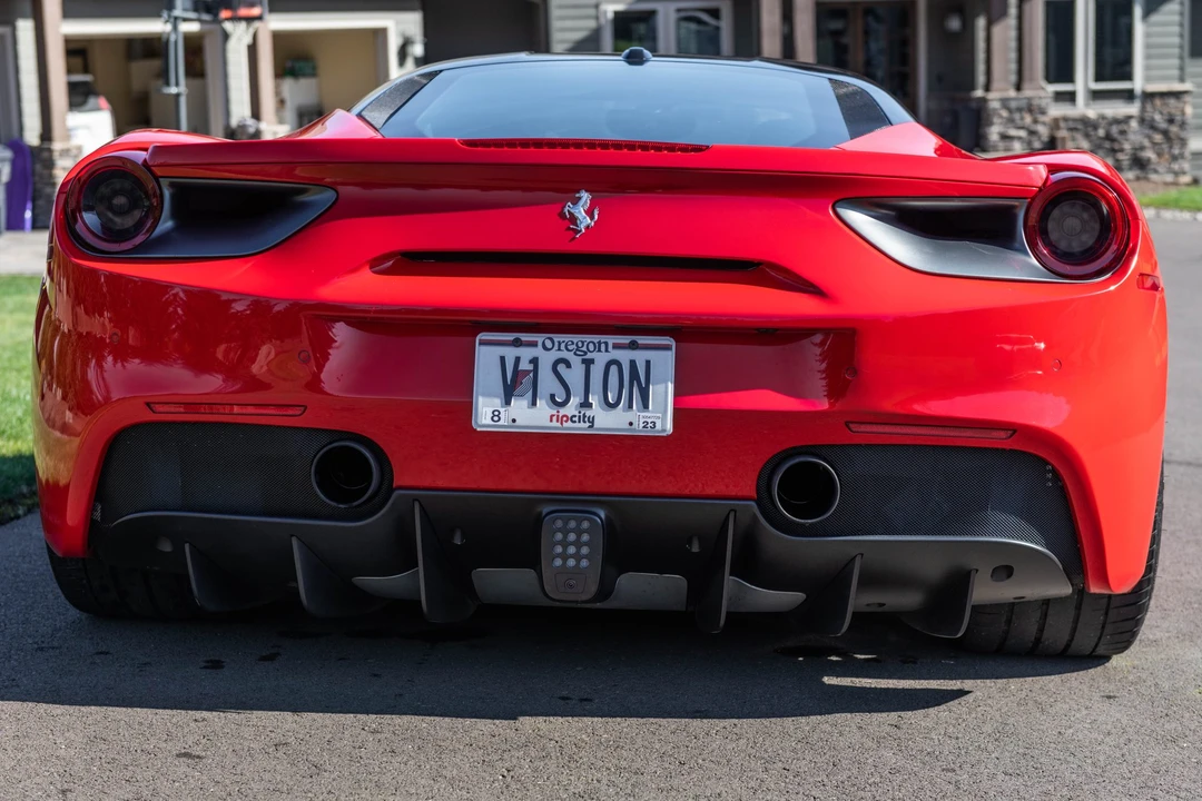 2017 Ferrari 488 GTB - Image 7 of 31