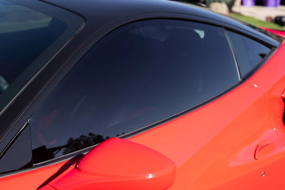2017 Ferrari 488 GTB - Image 25 of 31
