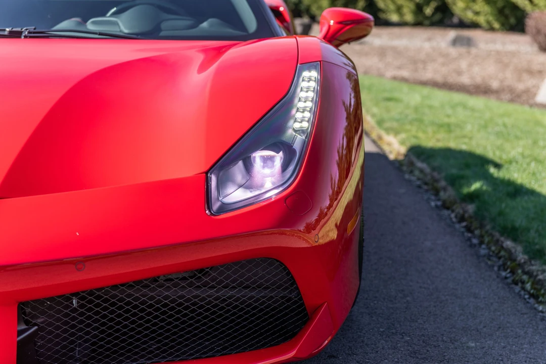 2017 Ferrari 488 GTB - Image 17 of 31