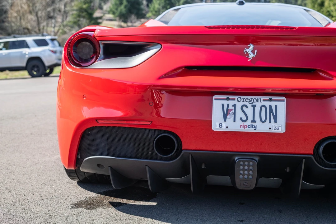 2017 Ferrari 488 GTB - Image 28 of 31