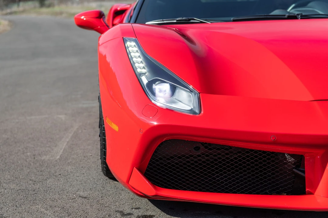2017 Ferrari 488 GTB - Image 14 of 31