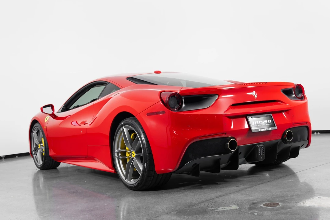 2017 Ferrari 488 - Image 29 of 31