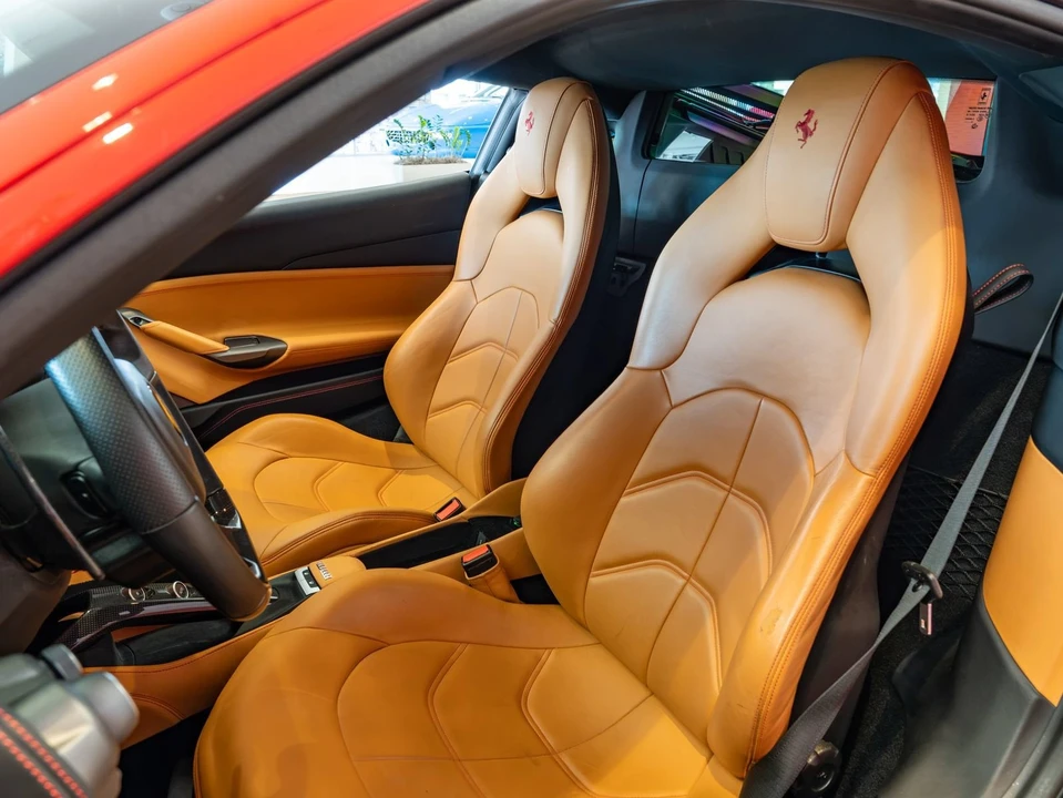 2017 Ferrari 488 GTB - Image 11 of 27