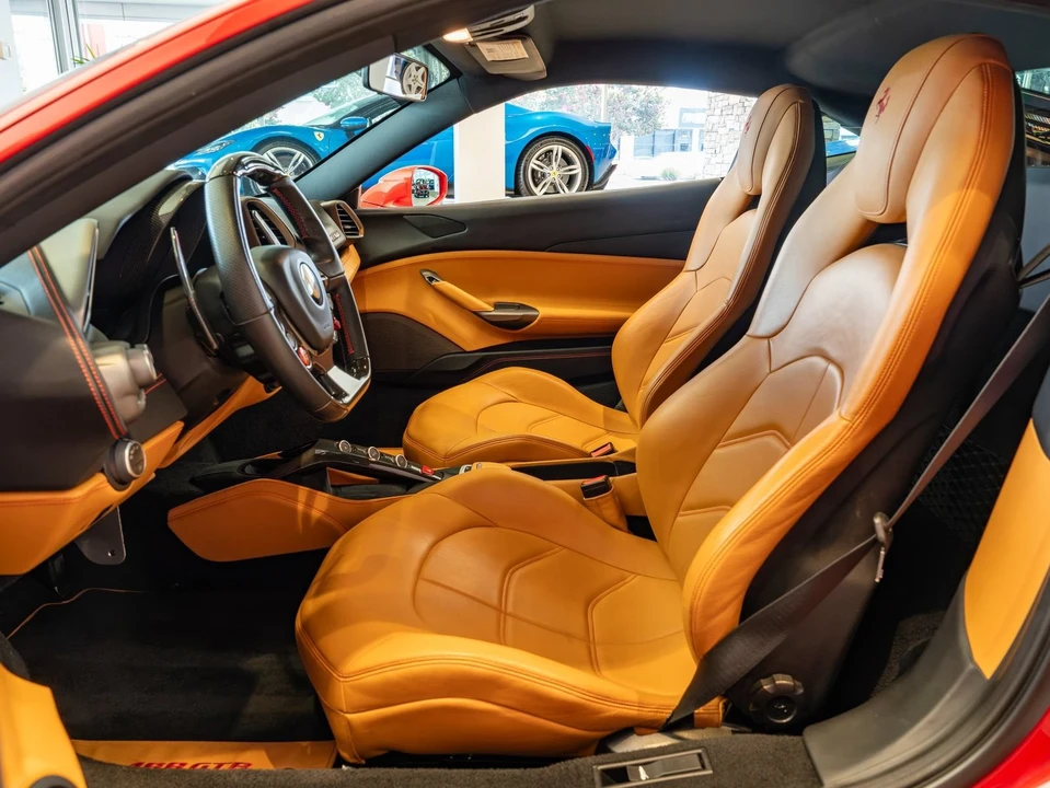 2017 Ferrari 488 GTB - Image 10 of 27