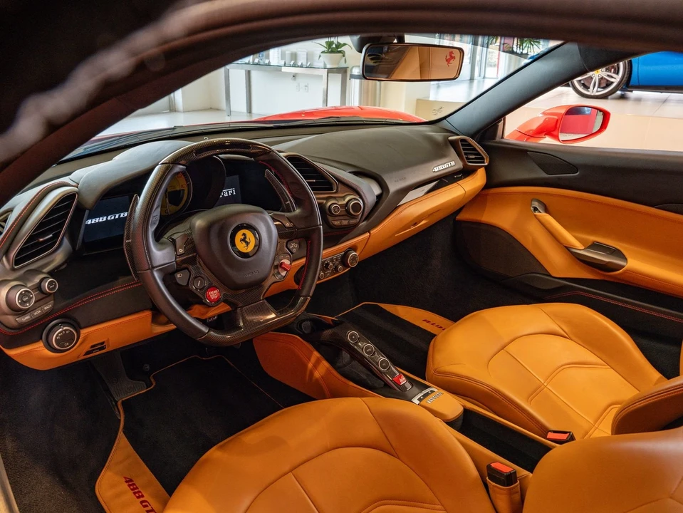 2017 Ferrari 488 GTB - Image 9 of 27