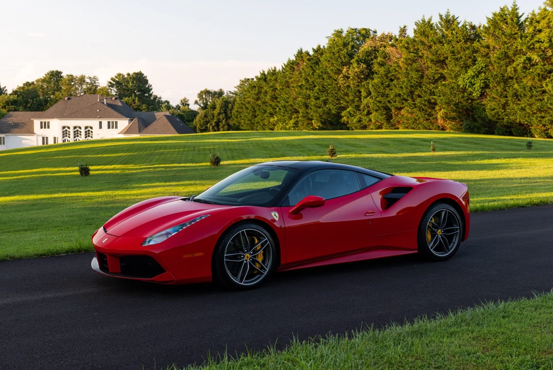 2017 Ferrari 488 GTB - Image 19 of 31