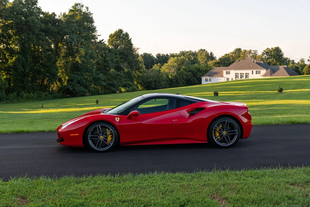 2017 Ferrari 488 GTB - Image 20 of 31