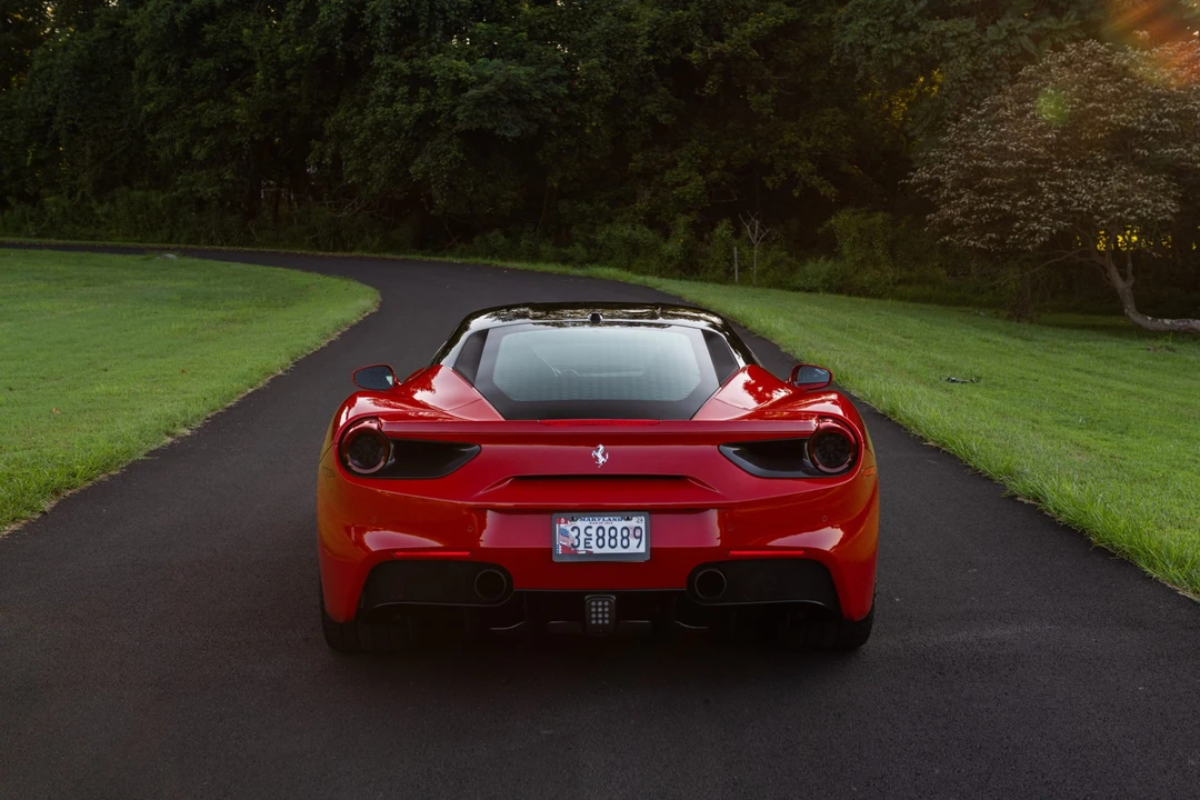 2017 Ferrari 488 GTB - Image 22 of 31