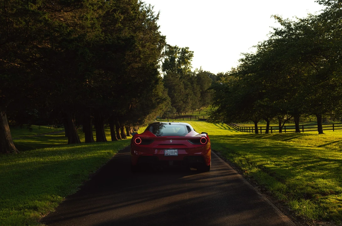2017 Ferrari 488 GTB - Image 29 of 31