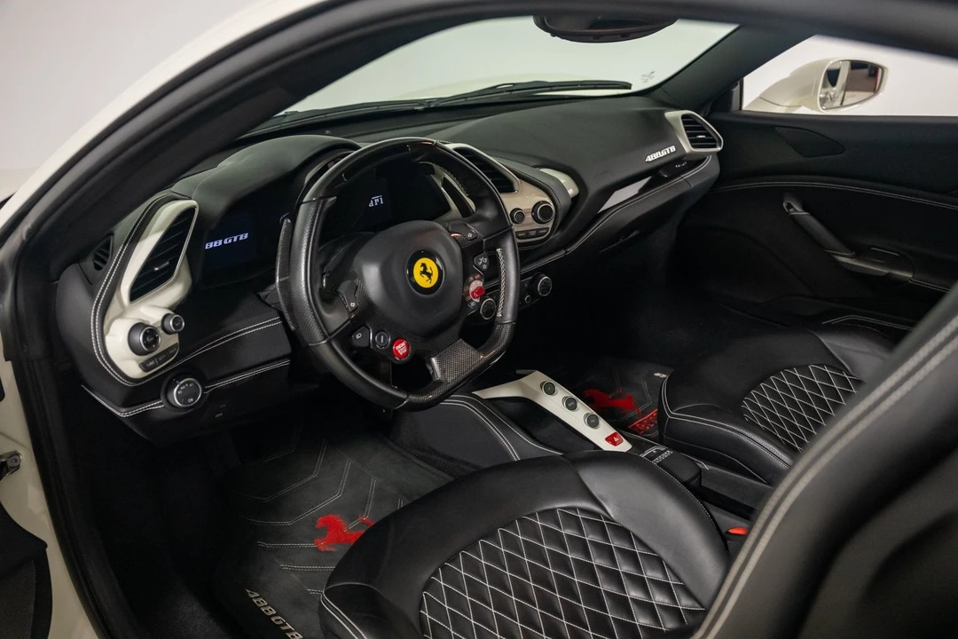 2017 Ferrari 488 GTB - Image 18 of 31