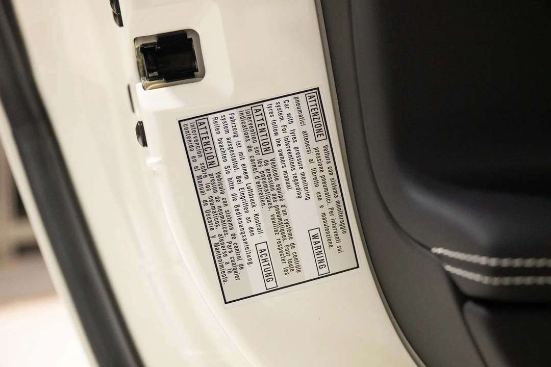 2017 Ferrari 488 GTB - Image 30 of 31