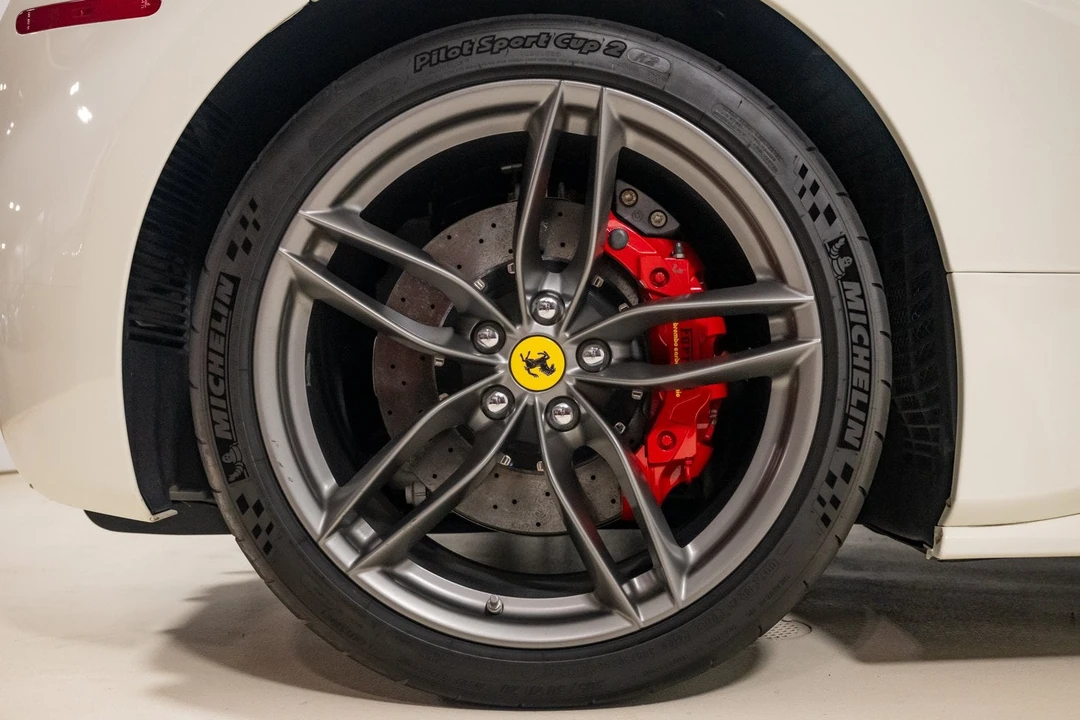 2017 Ferrari 488 GTB - Image 13 of 31
