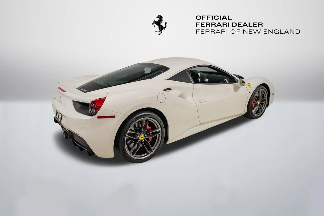 2017 Ferrari 488 GTB - Image 7 of 31