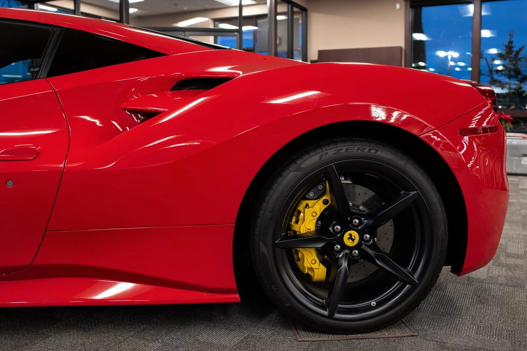 2017 Ferrari 488 GTB - Image 21 of 31